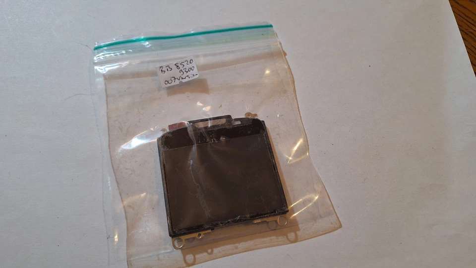 Blackberry 8520 9300 Genuine LCD Screen 007/111 - Image 1 of 1