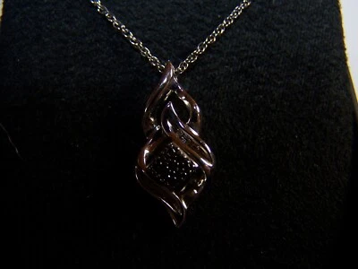 COLGANTE Y CADENA KAYJEWELERS 1/20 TCW lágrima diamante blanco y negro  Foto 1 de 4