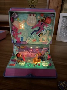 Polly Pocket Sparkling Mermaid Adventure Storybook Playset 1995 COMPLETE - Picture 1 of 9