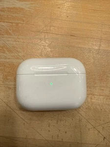 Apple AirPods Pro (1st Gen.) A2084 with Charging Case White, PreOwned - Picture 1 of 5