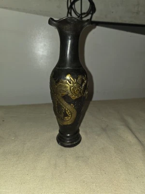 Ancien vase miniature en bronze, décor de dragon et phénix, estampille chinoise - Photo 1/4