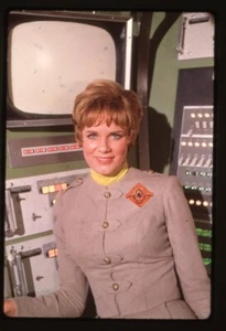 Land of the Giants Heather Young TV Sci Fi Vintage Duplicate 35mm Transparency - Picture 1 of 1