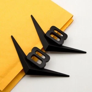 2x Matte Black Fender Trunk V8 Metal Emblem V-8 Engine Logo Rear Side Car Badge - Imagen 1 de 6