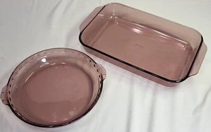 Pyrex 233 R Cranberry Baking Casserole 3Qt 13x9x2 and Ribbed Pie Plate Vintage - Picture 1 of 22