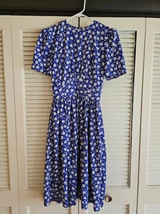 80s does 40s Style Petites for Maggy Vintage Dress, Blue & White Floral Pattern - Picture 1 of 11