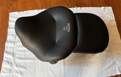 Harley Davidson Road Zeppelin Air Adjustable 2-UP Seat 08-24 Touring 52000201 - Image 1 of 3