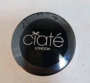 Ciate London Extraordinary Translucent Setting Powder in Brightening Pink 0.17oz - Picture 1 of 3