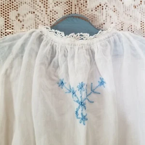 Antique Vintage White Cotton Embroidered Tatting🌟 Children’s Girls Gown - Picture 1 of 4