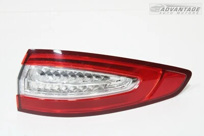 Ford Fusion 2013-2016 sedán luz trasera derecha exterior luz LED OEM Foto 1 de 4