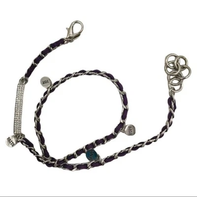 Pulsera envolvente Premier Designs púrpura con dije trenzado plateado fe esperanza amor alegría Foto 1 de 3