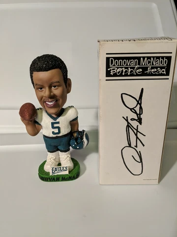 2001 Donovan McNabb Bobblehead Philadelphia Eagles White Home Jersey McDonalds Cover