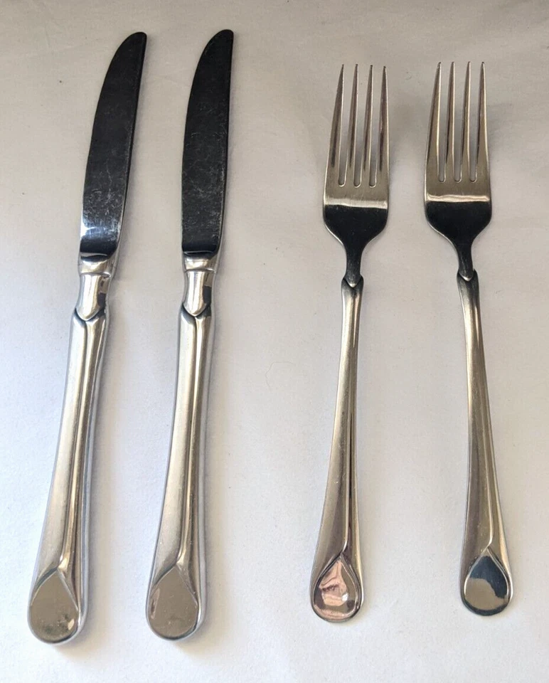 JA Henckels PROVENCE 2 tenedores de cena y 2 cuchillos cubiertos de acero inoxidable Zwilling 18/10 Foto 1 de 4