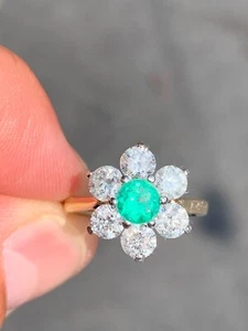 18ct gold diamond 1.5ct natural emerald cluster ring - Picture 1 of 8