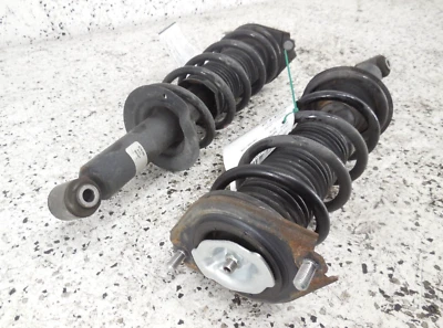 2017-2020 Subaru Impreza Rear Strut Shock Pair Driver Left Pass Right OEM - Image 1 of 3
