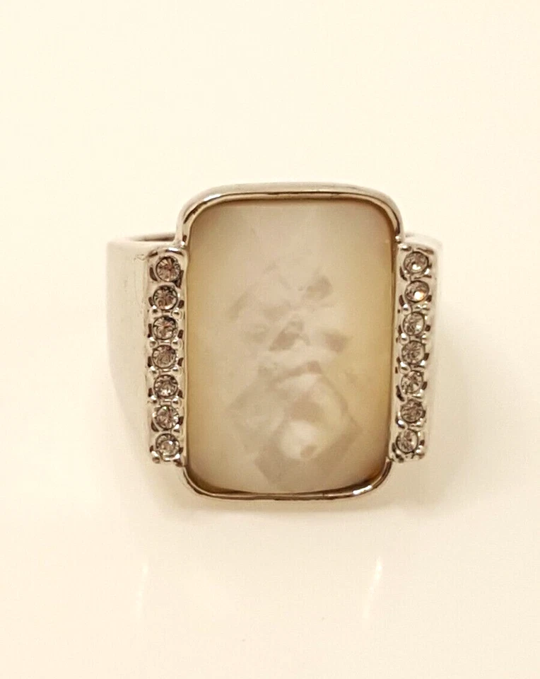 Gorgeous Sparkling Real Mother of Pearl Cocktail Ring Size O~O1/2 #21908 - Image 1 of 4