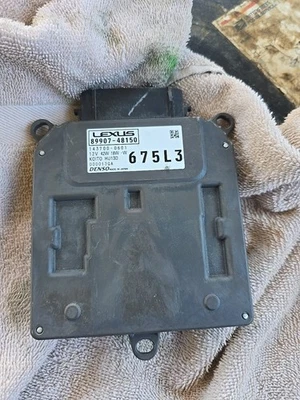 2020-2022 LEXUS RX RX350 RX450H HEADLIGHT LED BALLAST MODULE OEM 89907-48150 - Image 1 of 2