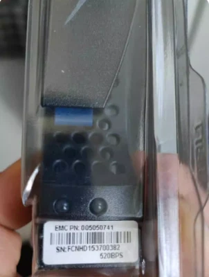 EMC 005050330 005050741 005050141 2TB SAS 3.5" VNX storage hard drive - Image 1 of 3