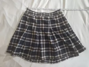 HOLLISTER Ultra High Rise PLAID Skirt SZ- S Y2K NAVY WHITE BROWN SCHOOL COSPLAY - Picture 1 of 6