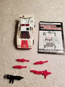 Hasbro Transformers G1 Red Alert Complete with Manual 1985 - Picture 1 of 6