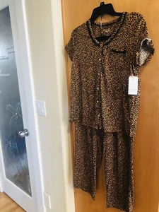 Croft & Barrow Womens Pajama Set Top & Bottoms Animal Print Soft SMALL - Picture 1 of 6