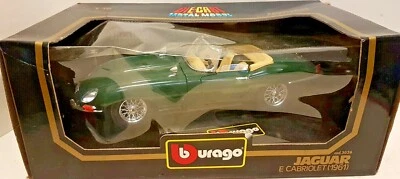 Jaguar E Cabroliet 1961 Verde Die Cast Model 1/18 Burago N°3026 BBurago - Immagine 1 di 4