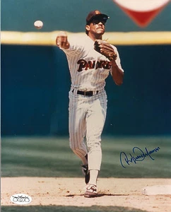 ROBERTO ALOMAR SAN DIEGO PADRES AUTOGRAPHED SIGNED 8X10 PHOTO W/JSA STAMP - Picture 1 of 1