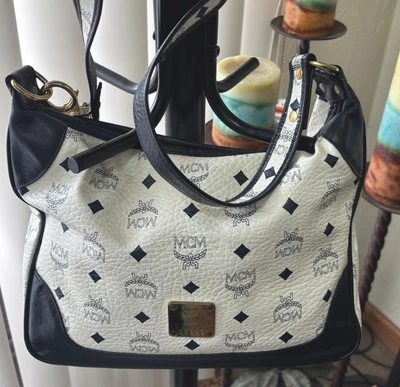 MCM Visetos White/Navy Blue Leather Shoulder/Crossbody Bag Beautiful Condition  - Image 1 of 4