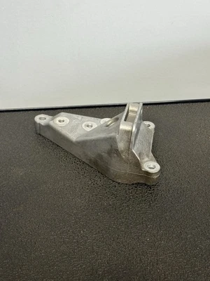 17-24 Porsche 718 Cayman Boxster 2.0 2.5 Turbo Turbocharger Lower Mount Bracket - Image 1 of 4