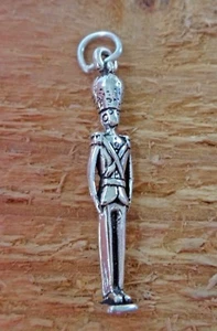 Sterling Silver 3D 30x5mm Nutcracker Toy Soldier Christmas Charm! - Picture 1 of 4