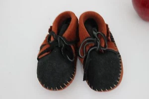 TOT MOX Infant BABY MOCCASINS Pa-Poo-Shu ~Burnt Sienna & Black ~Size 2~ Booties~ - Picture 1 of 6
