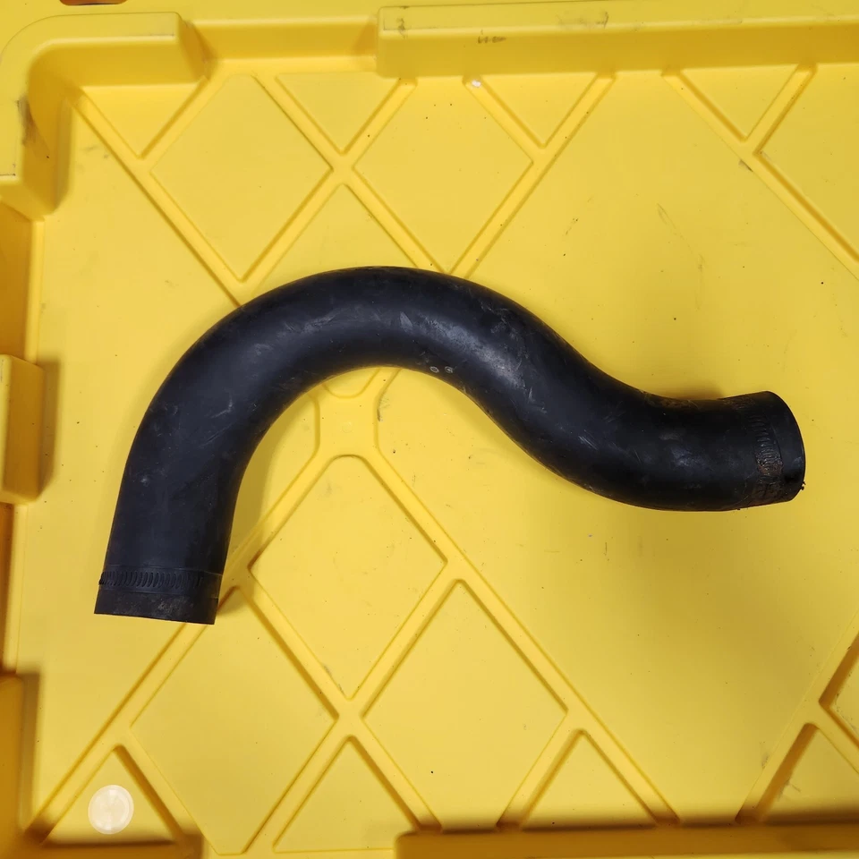 Tubo de escape de goma para Kawasaki Jetski Js550 Js440 Js300 Js 550 440 300 Foto 1 de 1