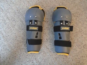 THOR SECTOR GP KNEE GUARDS (Size Large) - Bild 1 von 2