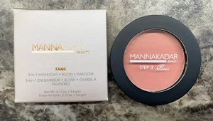 NIB Manna Kadar Beauty 3 in 1 Highlight, Blush & Shadow FAME - Picture 1 of 1