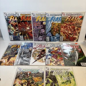 Lotto Brightest Day #0, #46 The Flash #1-7 comprese le copertine variante #2, #4, #5, #6 - Foto 1 di 6