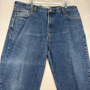 Levi's 550 Relaxed Fit Blue Denim Jeans Mens 44x30 - Picture 1 of 12