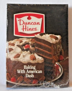 BOOK - VINTAGE 1982 DUNCAN HINES "BAKING WITH AMERICAN DASH" COOKBOOK - NEW! - Imagen 1 de 2