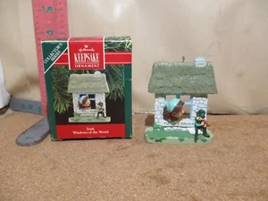 HALLMARK KEEPSAKE ORNAMENT - WINDOWS OF THE WORLD-IRISH FROM 1990  - Picture 1 of 2