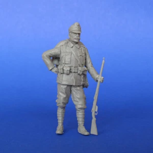 MasterClub 1/35 Österreichisch-Ungarische Armee Soldat in WWI Resin Figur (35107) - Bild 1 von 3
