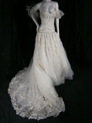 Amalia Carrara Eve of Milady Wedding Dress 4 Silk Tulle Lace Sparkles Arm Bands - Image 1 of 4