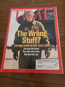Time Magazine June 2, 1997 The Wrong Stuff? LT Kelly Flinn Vintage News - Picture 1 of 2