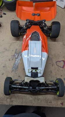 Team Losi Racing 22 5.0 DC Elite 1/10 2WD Electric Buggy Kit (Dirt & Clay) - Image 1 of 4