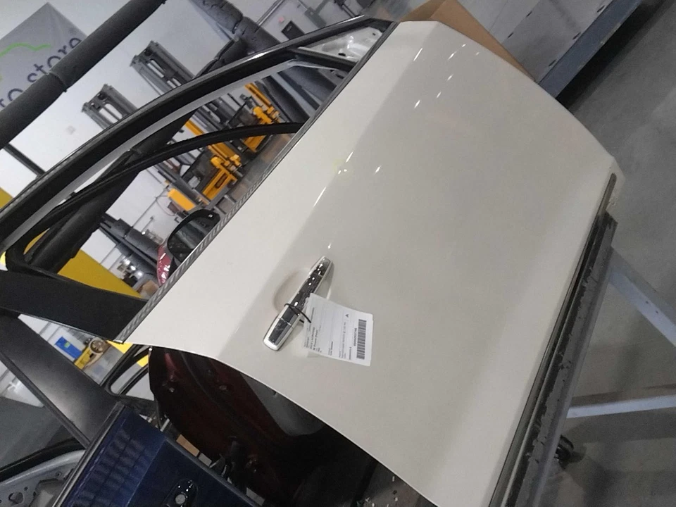 Buick LaCrosse 2013 puerta derecha blanco fabricante de equipos originales usado 129 k millas - pieza #340217 Foto 1 de 2