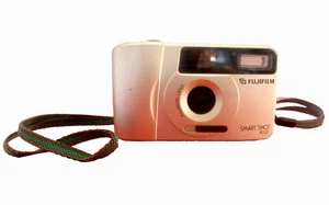 Fujifilm Smart Shot 35mm Camera (Loaded With Film) UNTESTED/AS IS - Picture 1 of 4