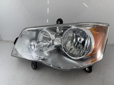 OEM | 2008 - 2016 Chrysler Town & Country Halogen Headlight (Left/Driver) - Foto 1 de 4