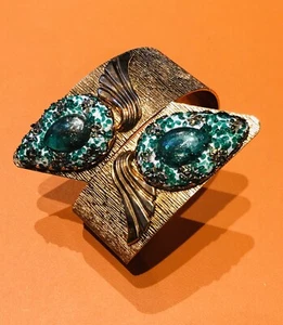 Vargas Gold Tone Green Crystal Bangle Bracelet - Picture 1 of 6