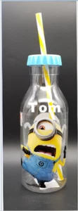 BNWT Minions Plastic Personalised 570ml Soda Drink Bottle With Straw BPA Free - Bild 1 von 2