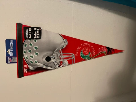 Ohio State Buckeyes2010 Rose Bowl  Pennant NEW RARE nice Cover