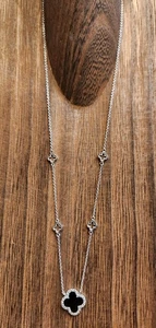 Sterling Silber schwarz Vierflügel Design Anhänger Halskette mit CZ Akzent - Bild 1 von 7