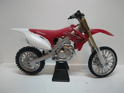die cast motorcycles 1:6 - Image 1 of 4