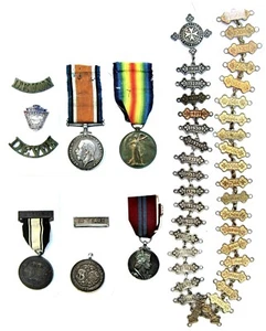 WWI PAIR WAR MEDALS AWARDED TO 290527 PTE. F.G. HODGE. DEVON.REG WITH COLLAR DOG - Picture 1 of 12
